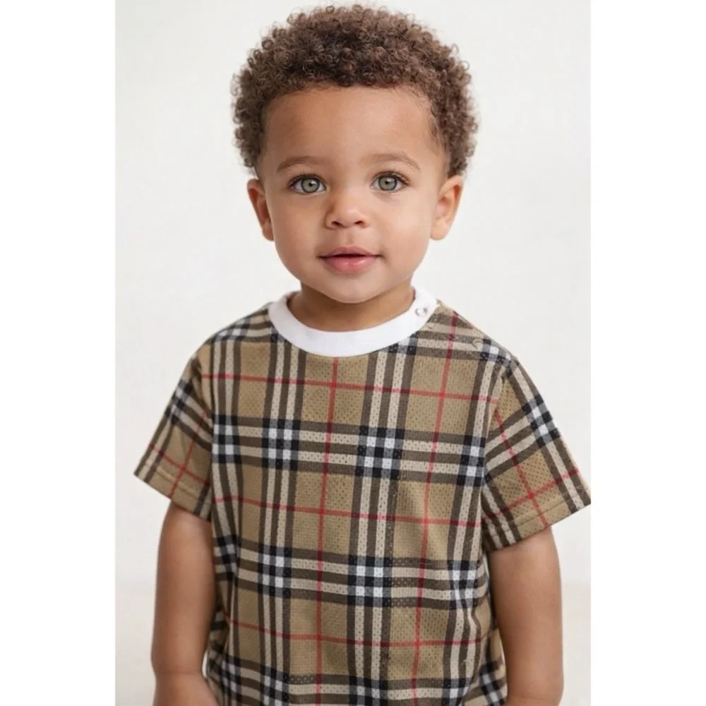 Burberry Authentic Boys Percy Mesh T-shirt Size 18 months - Picture 1 of 5